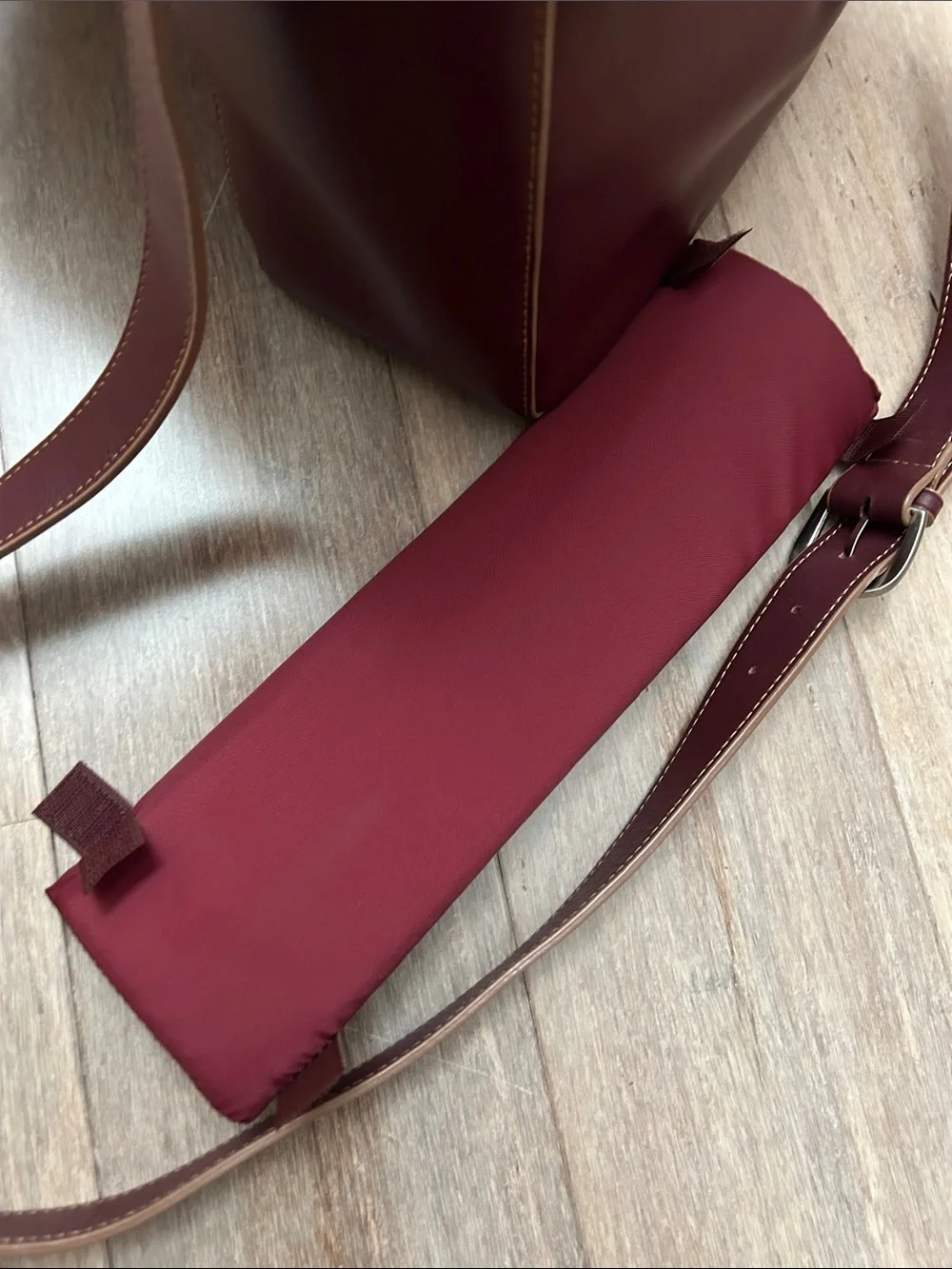 Levenger wine burgundy
